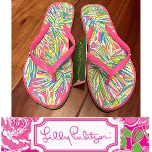 🌴Lilly Pulitzer🌴NWT Pink Flip Flops